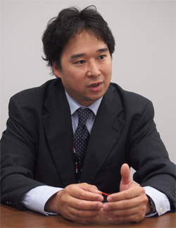 ファイア・アイ日本法人でマーケティング・マネジャーを務める佐藤昭知氏
