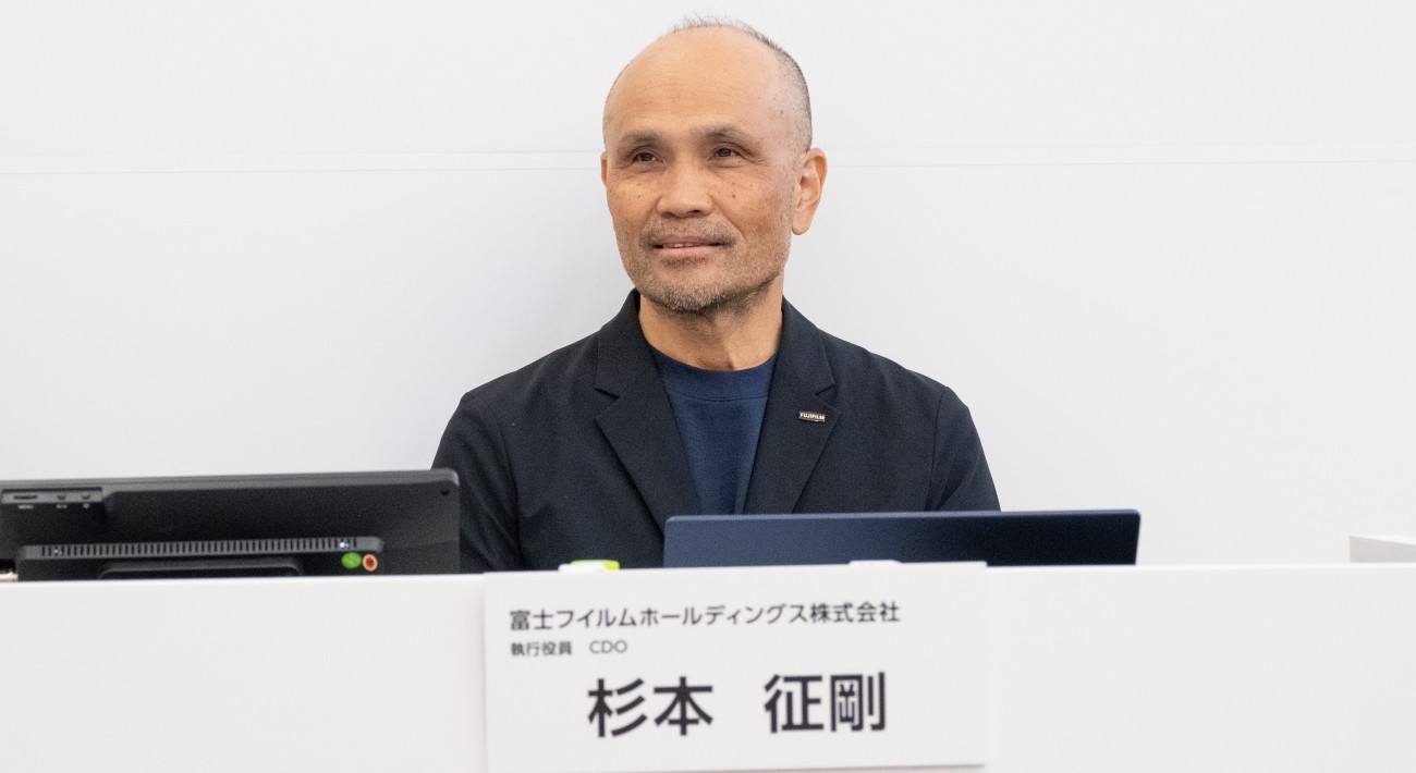画像を説明するテキストなくても可