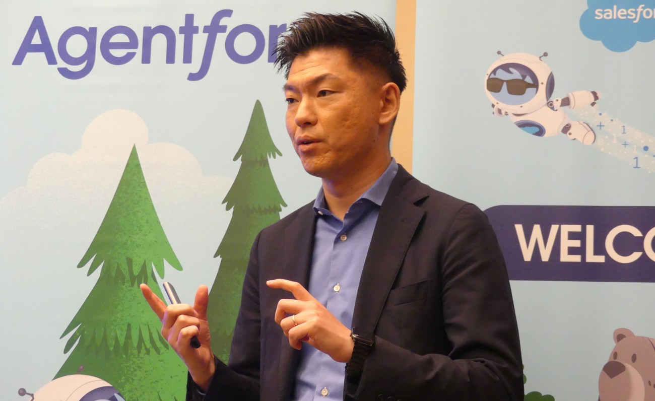 画像を説明するテキストなくても可