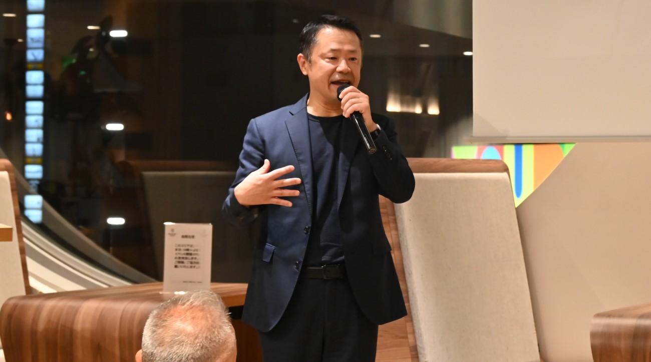 画像を説明するテキストなくても可