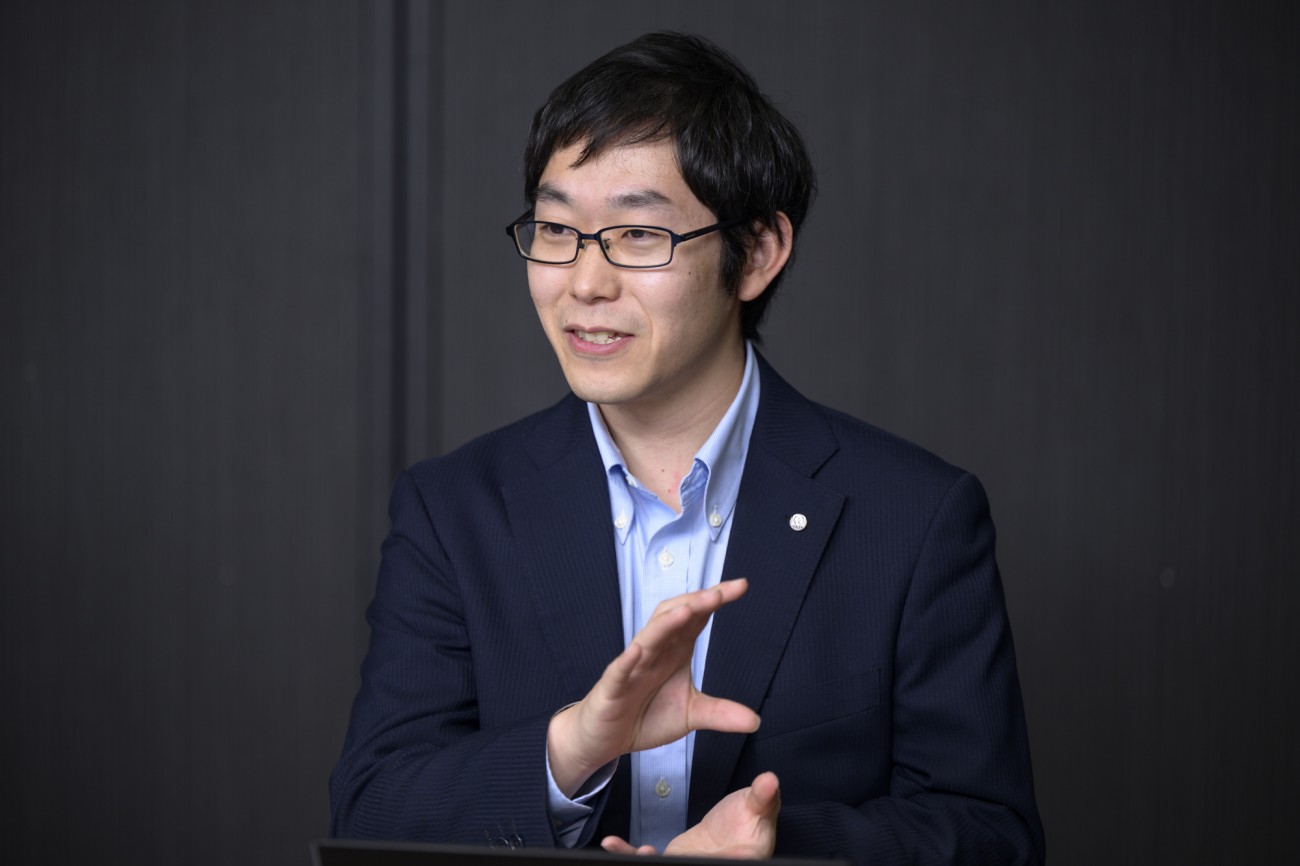 画像を説明するテキストなくても可