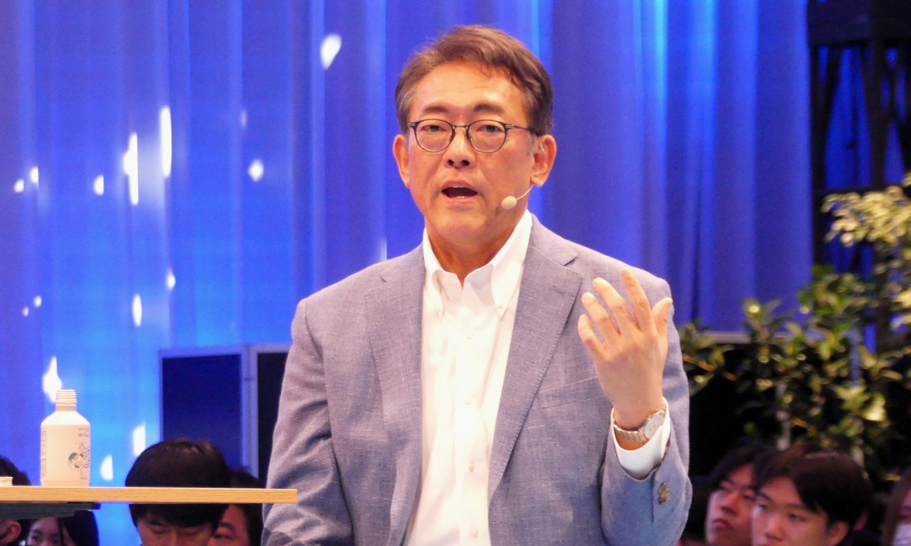 画像を説明するテキストなくても可