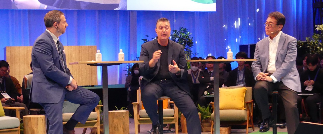 画像を説明するテキストなくても可