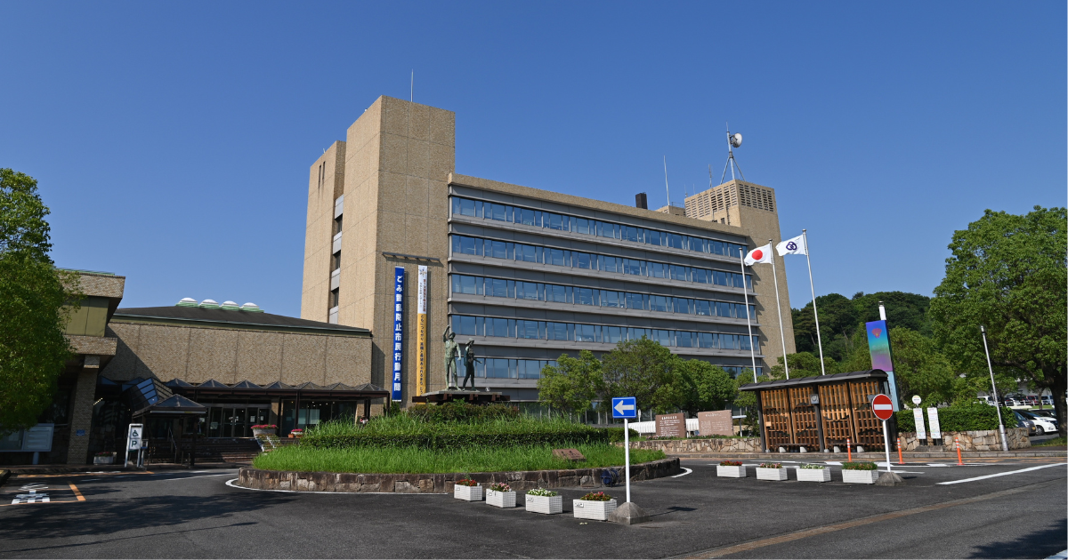 画像を説明するテキストなくても可