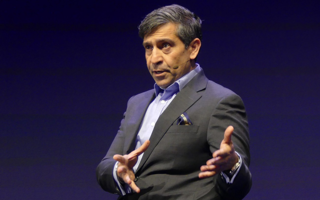 画像を説明するテキストなくても可