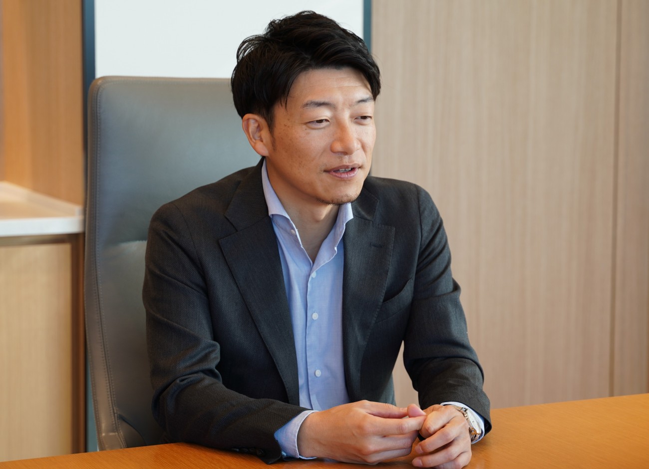 画像を説明するテキストなくても可