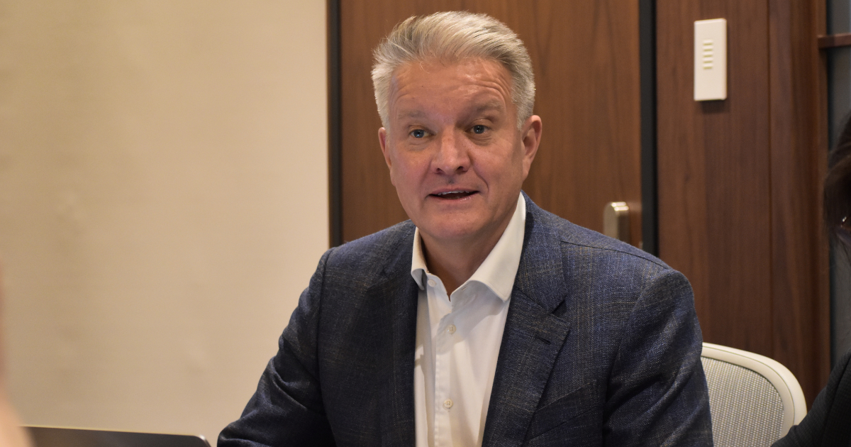 画像を説明するテキストなくても可