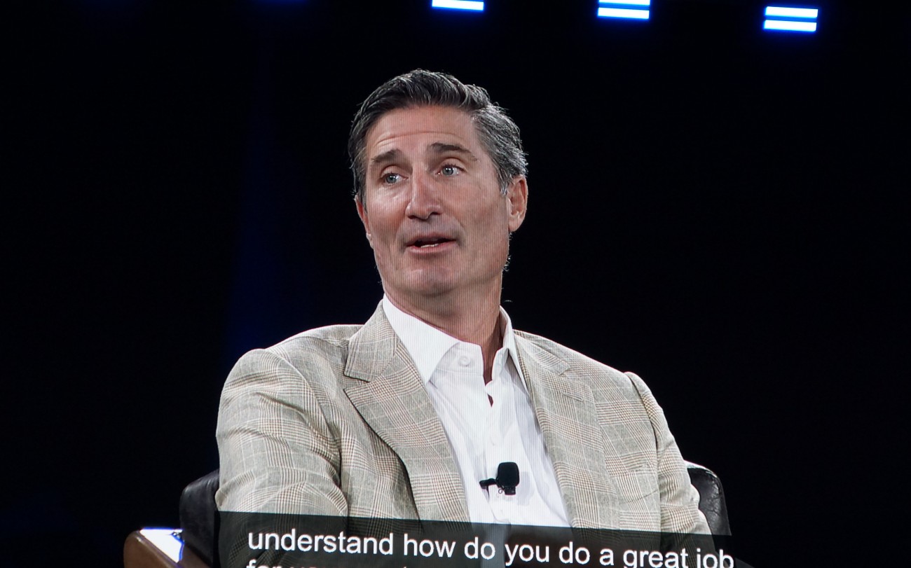 Starbucks Corporation 会長 兼 最高経営責任者（CEO） ブライアン・ニコル（Brian Niccol）氏